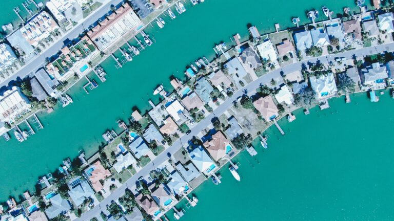 Stunning aerial view of waterfront houses in Clearwater, Florida.